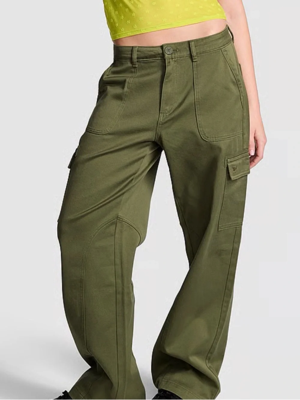 Pink Victoria’s Secret Olive Green Wide Leg Cargo Utility Pants sz Large NWT - Picture 2 of 8